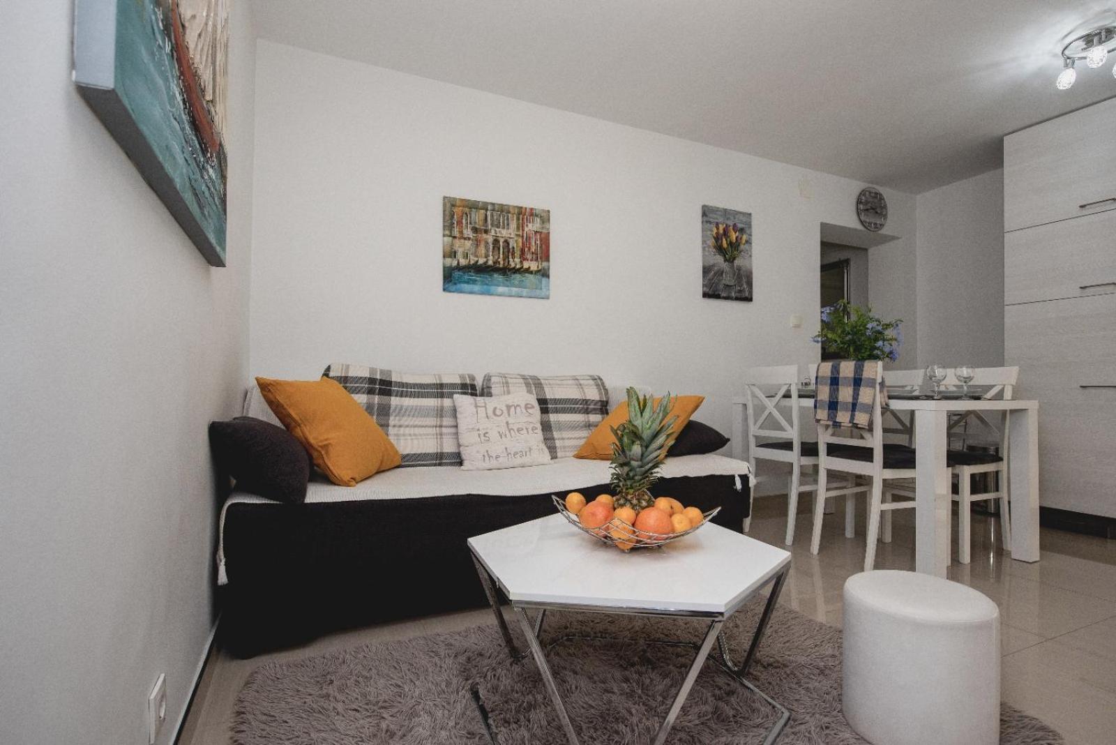Apartments Mate Split Eksteriør billede